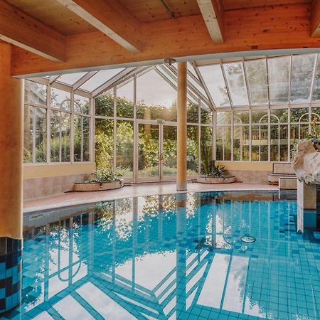 Landhotel Gschirnwirt Eugendorf Exteriör bild