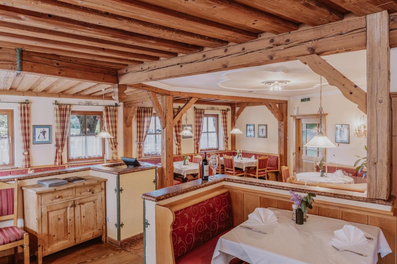 Landhotel Gschirnwirt Eugendorf Exteriör bild