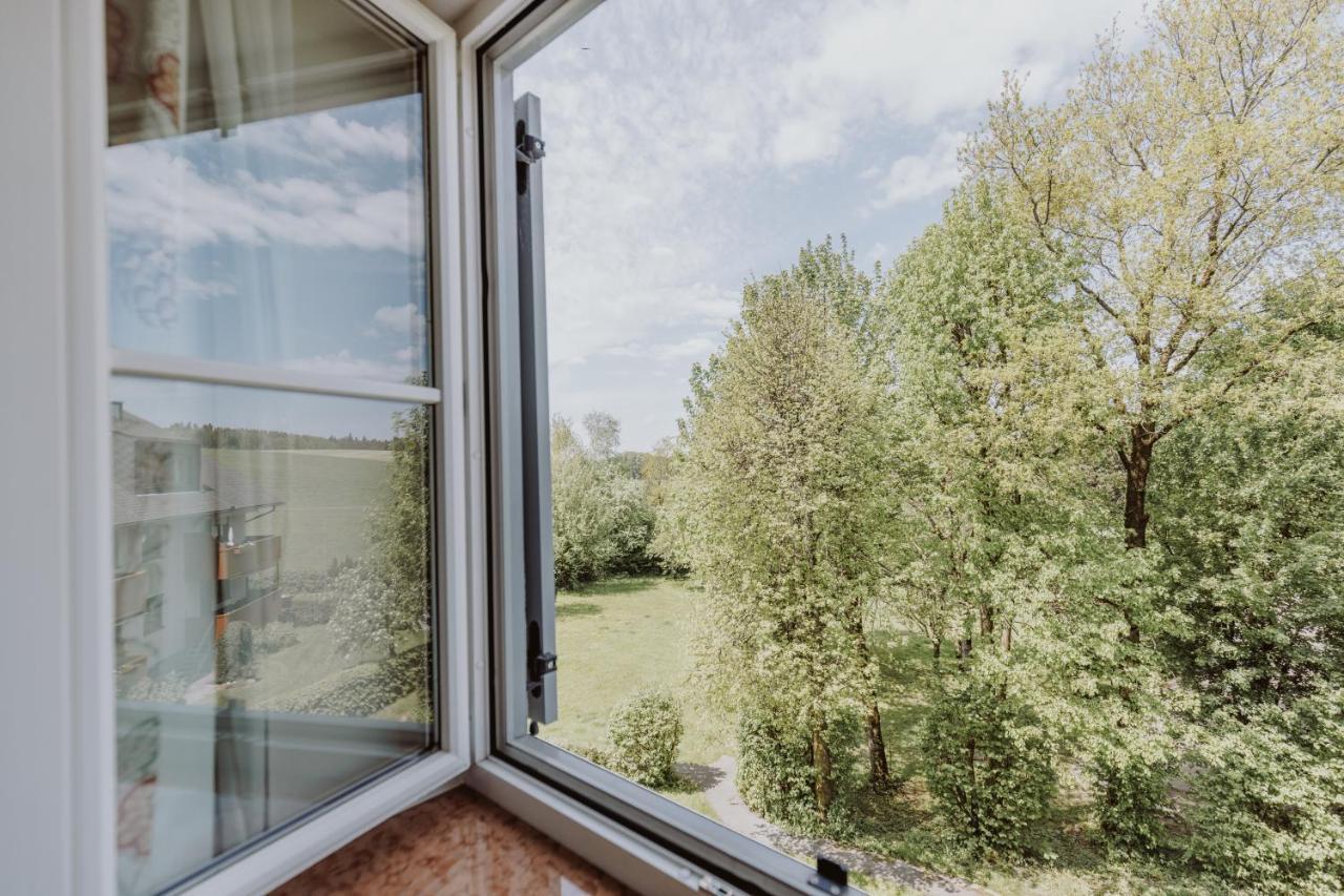 Landhotel Gschirnwirt Eugendorf Exteriör bild